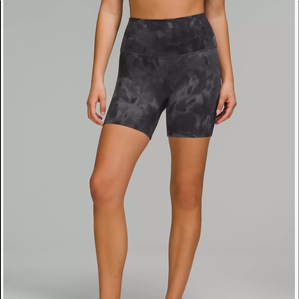 Lululemon 6” tie die align shorts size 4